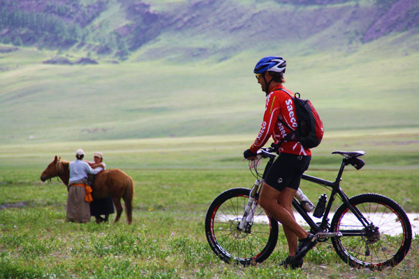 mongolia-biking-tour